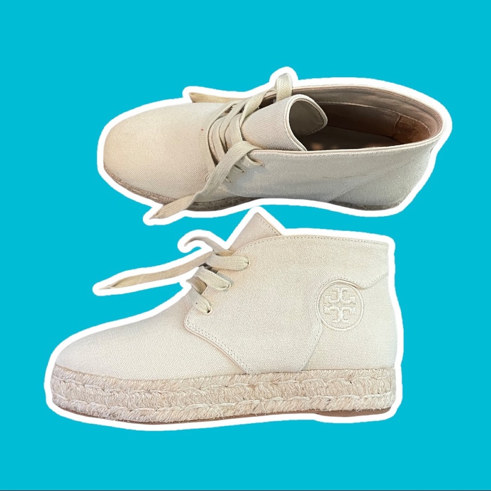 Tory Burch wedge NEVER BEEN WORN!